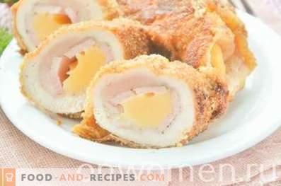 Kippenrollen met ham en kaas in een pan