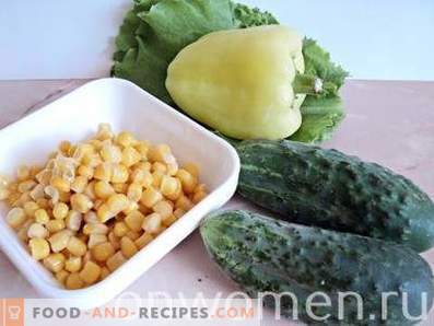 Salade met maïs, komkommer en paprika