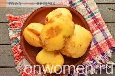 Nieuwe aardappelen in de oven