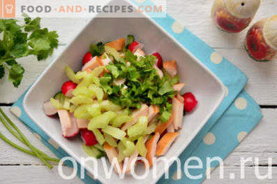 Salad with celery and smoked chicken