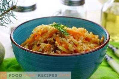 Rijst met stoofpot in een pan